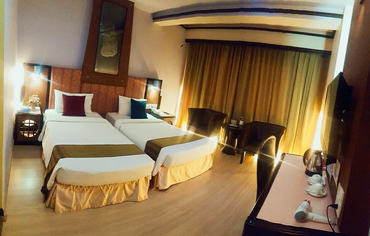 Bp Grand Tower Hotel Хат Яй Екстериор снимка